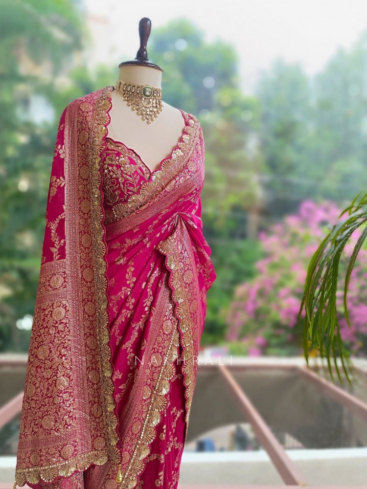 Image of Tarangini Magenta Banarasi Silk Blend Saree with Readymade Blouse
