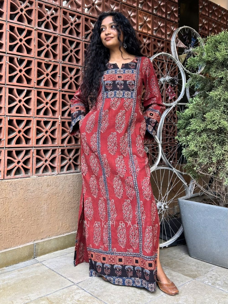 Image of Buti Maroon Cotton Kurta