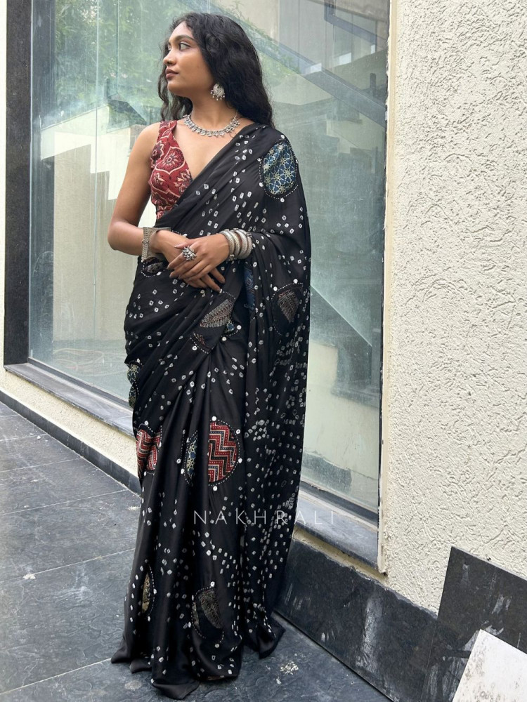 Image of Manjari Black Bandhej Saree with Running Blouse Piece