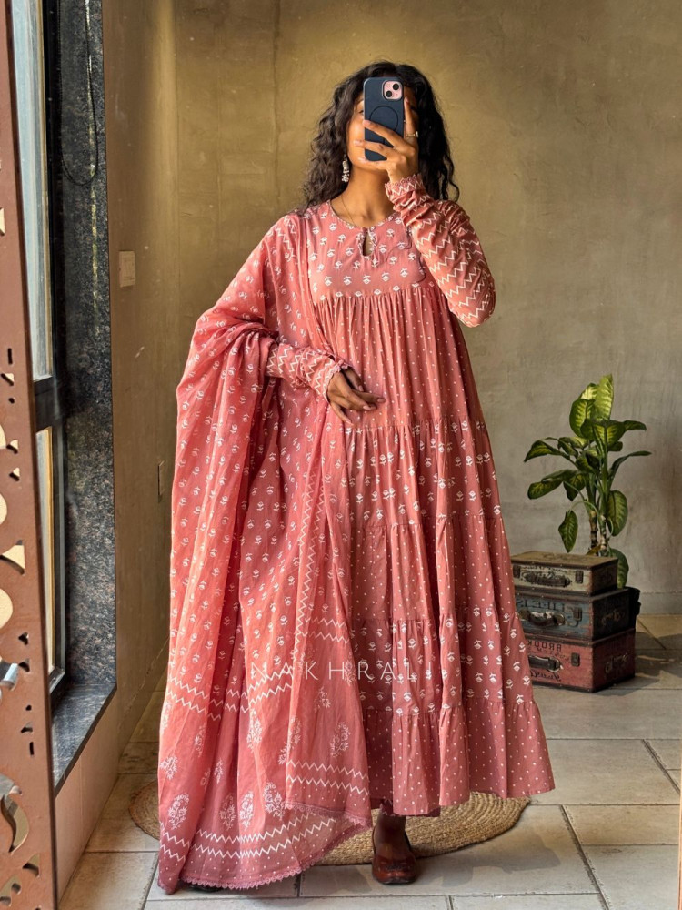 Image of Mireya Peach Cotton Anarkali Suit Set with Printed Design