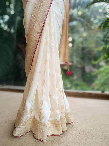 Mrignayani Cream Saree with Embroidered Blouse & Brocade Weave