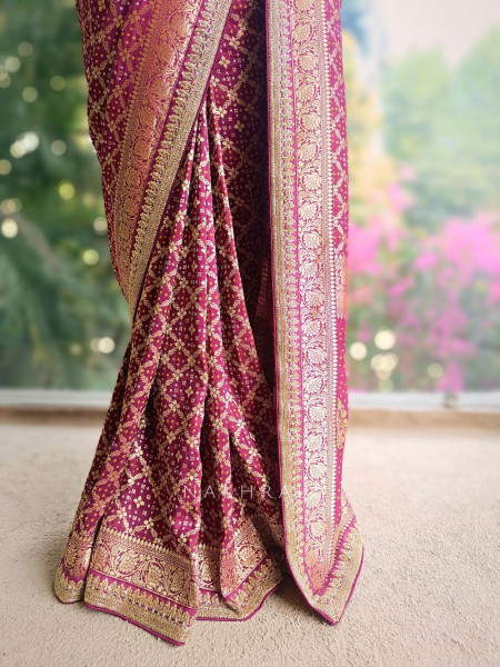 Maroon bees saree