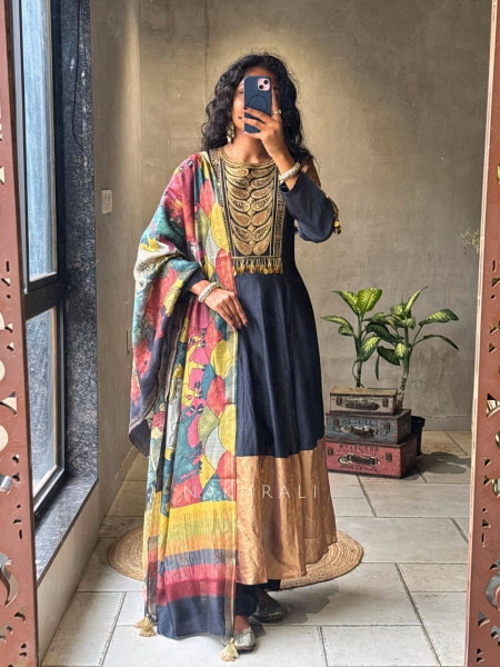 Zirak Black  Anarkali Set