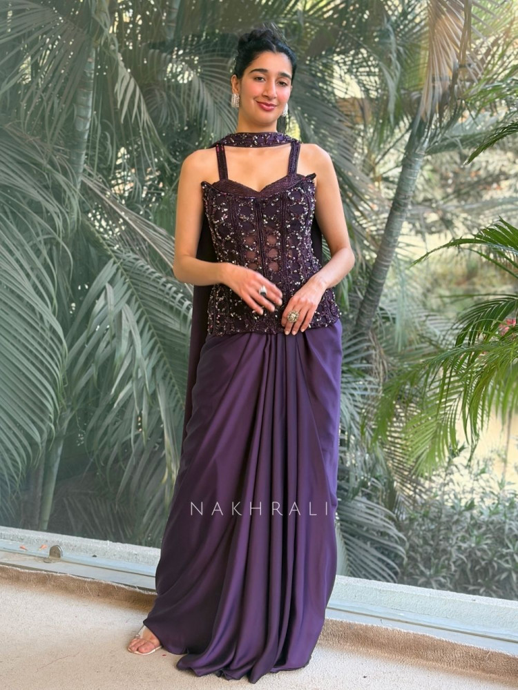 Image of Noctyra Wine Corset Skirt Set with Sequin and Cut Dana Work