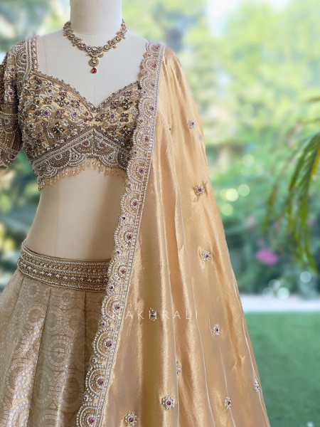 Gauhar-e-Khaas Cream Jacquard Silk Lehenga