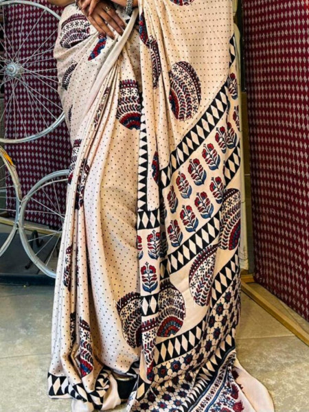Ivya Cream Modal Printed Saree