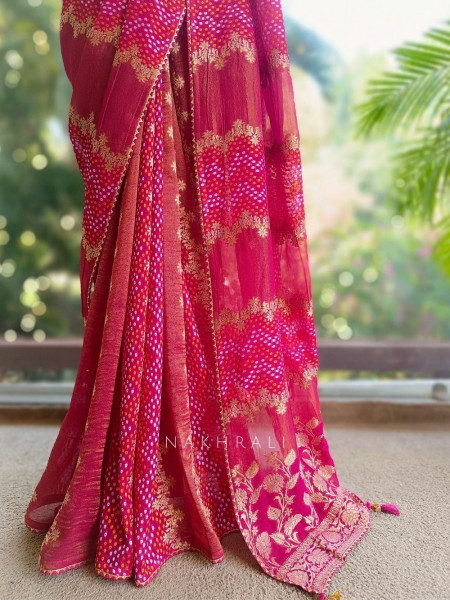 Morvyn Magenta Saree with Bandhani Print and Zari Weave