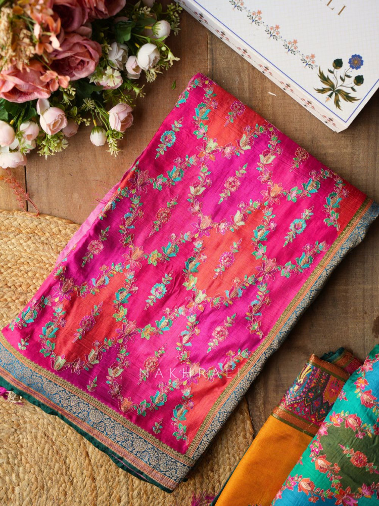 Image of Sarovar Magenta Woven Motif Saree with Traditional Border