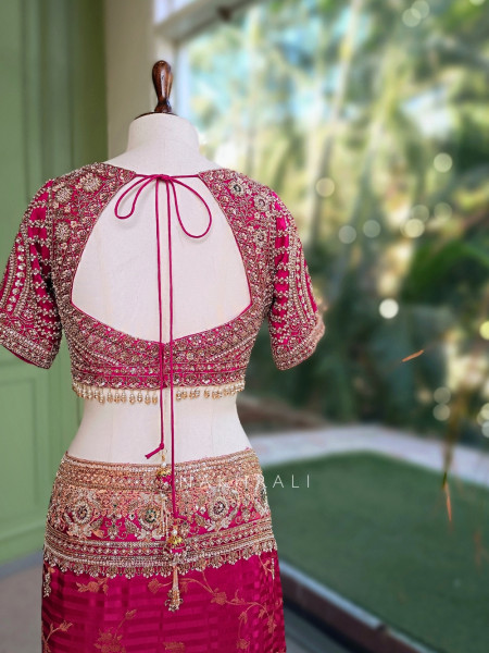 Kaanch-Kaseeda Magenta Saree with Readymade Blouse