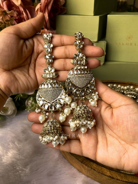 Zeenatara White Bridal Polki Jewellery Set