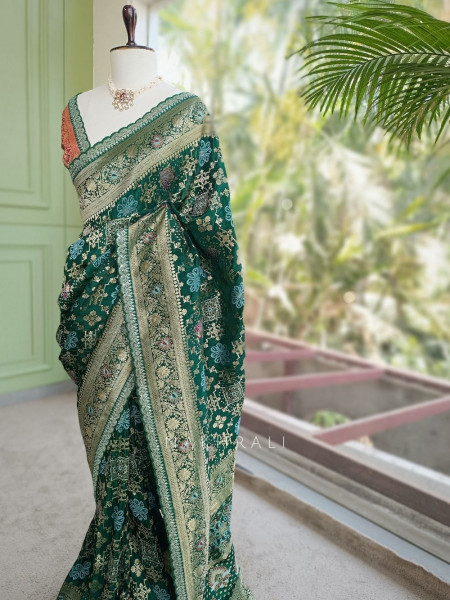 Anant Bindu Green Bottel Bandhani Print Saree with Sequin Border