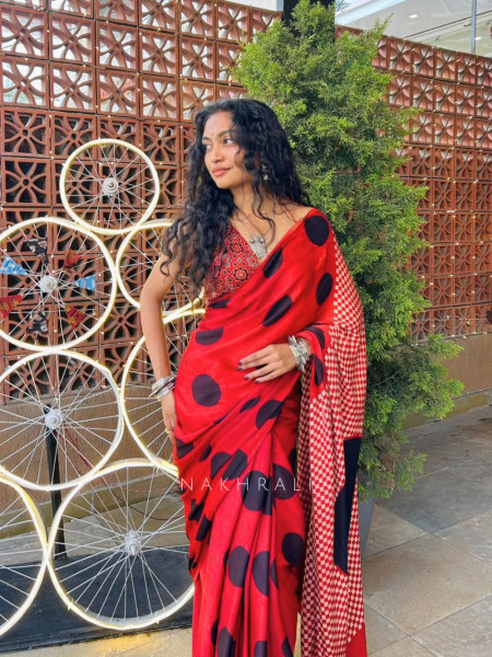 Rivana Maroon Modal Saree