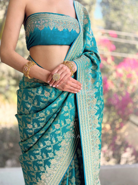 Aarvika Rama Green Banarasi Brocade Saree with Woven Motifs