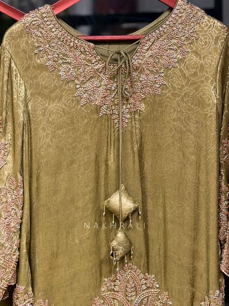 Riyana Green Suit Set with Cut Dana Embroidery