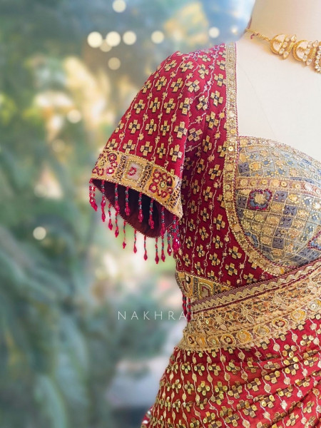 Marora Maroon Saree with Zari and Mirror Work