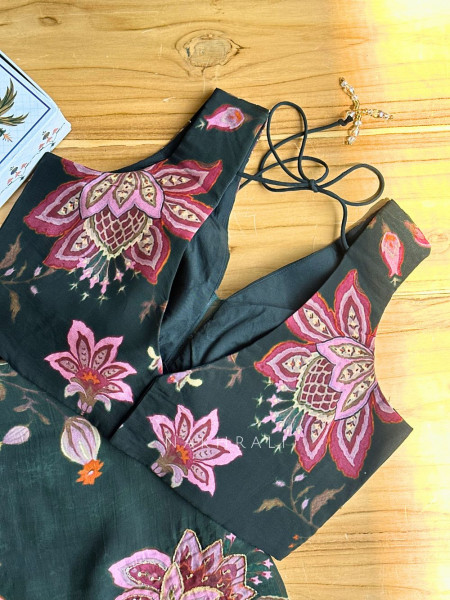 Dahlia Green Organza Saree with Sequin and Cut Dana Work