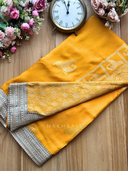 Tavira Yellow Saree with Broad Border and Unstitched Blouse Piece