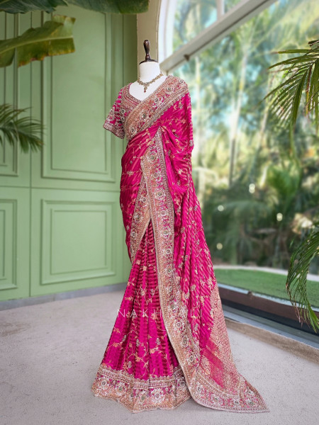 Kaanch-Kaseeda Magenta Saree with Readymade Blouse