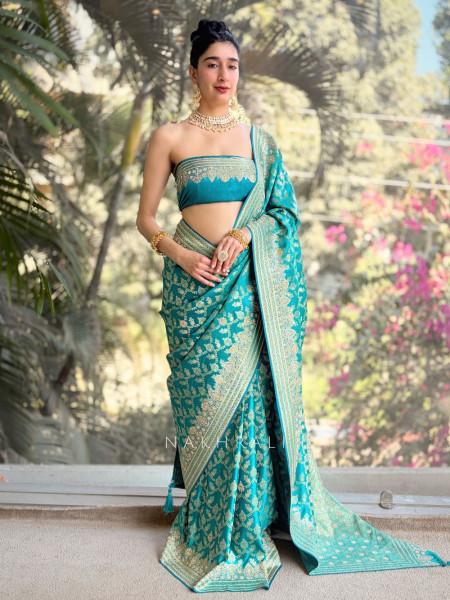 Aarvika Rama Green Banarasi Brocade Saree with Woven Motifs