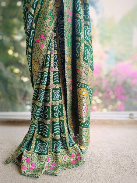 Sanvi Green Bandhani Saree