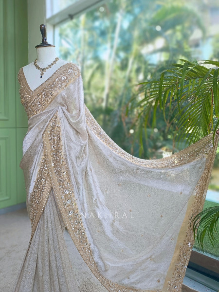 Lumessa Off White Saree with Running Blouse Piece