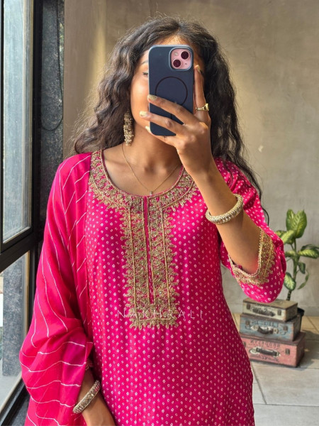Reha Magenta Bandhej Suit Set with Golden Embroidery and Bead Work