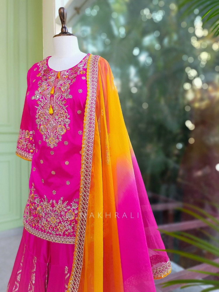 Image of Rosvella Magenta Gharara Set with Sequin and Thread Work