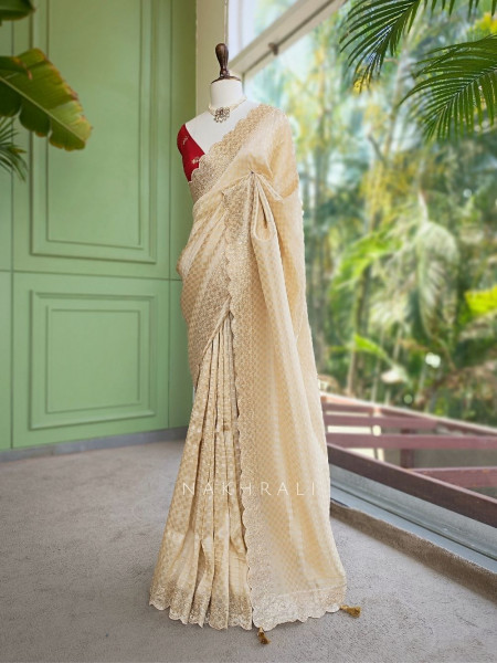 Noor-e-Tarang Golden Checks Weaved Saree with Embroidered Border
