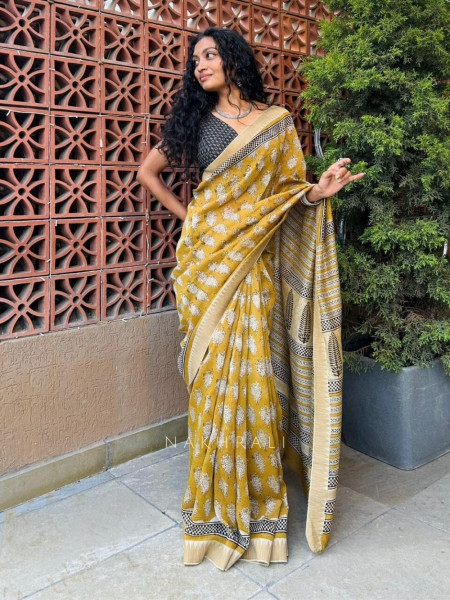 Umang Yellow Block Printed Saree with Traditional Motifs