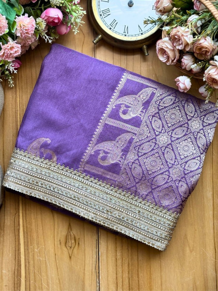 Tavira Lavender Saree with Broad Border and Unstitched Blouse Piece