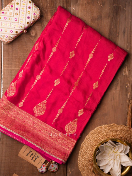 Mrignayani Magenta Saree with Embroidered Blouse & Brocade Weave