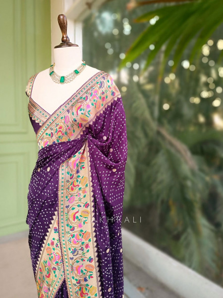 Rivaya Purple Bandhani Saree with Ornate Border