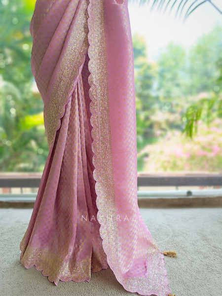 Noor-e-Tarang Purple Checks Weaved Saree with Embroidered Border