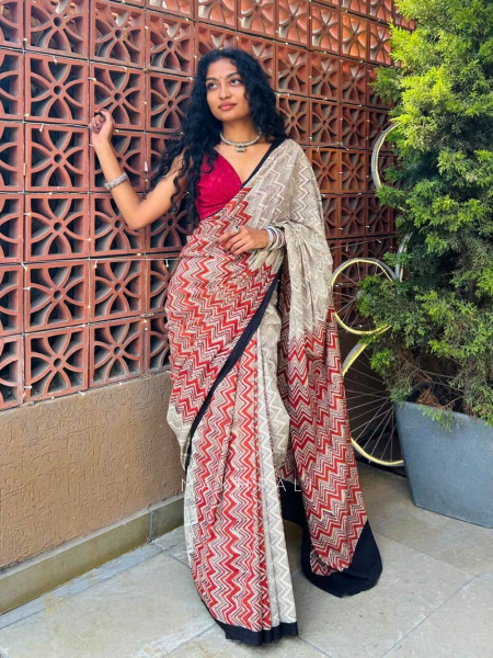 Vanilla Mist Mulmul Saree