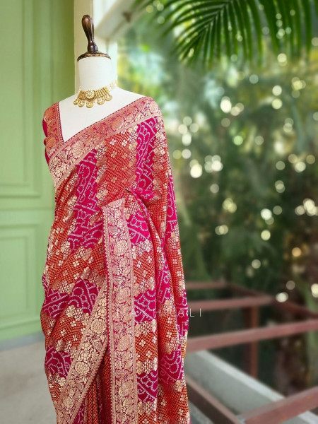 Morbagh Magenta Saree with Bandhani Print and Zari Weaving