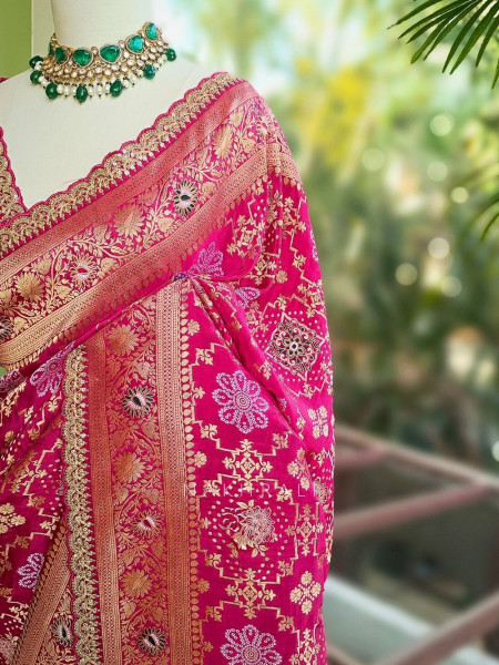 Anant Bindu Magenta Bandhani Print Saree with Sequin Border