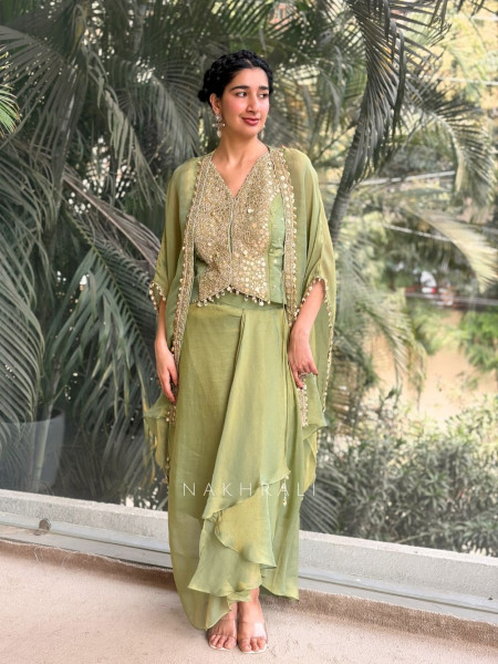 Verdant Glow Green Mirror Cape Set