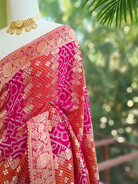 Morbagh Magenta Saree with Bandhani Print and Zari Weaving