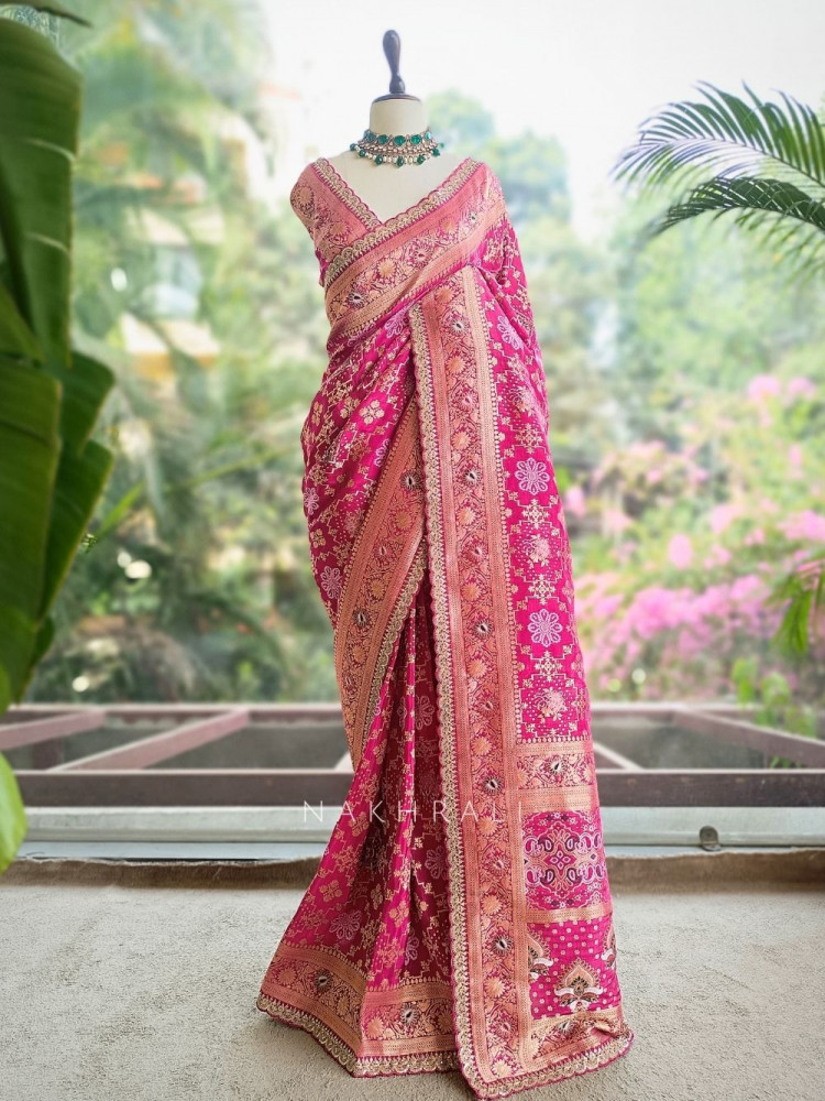 Image of Anant Bindu Magenta Bandhani Print Saree with Sequin Border