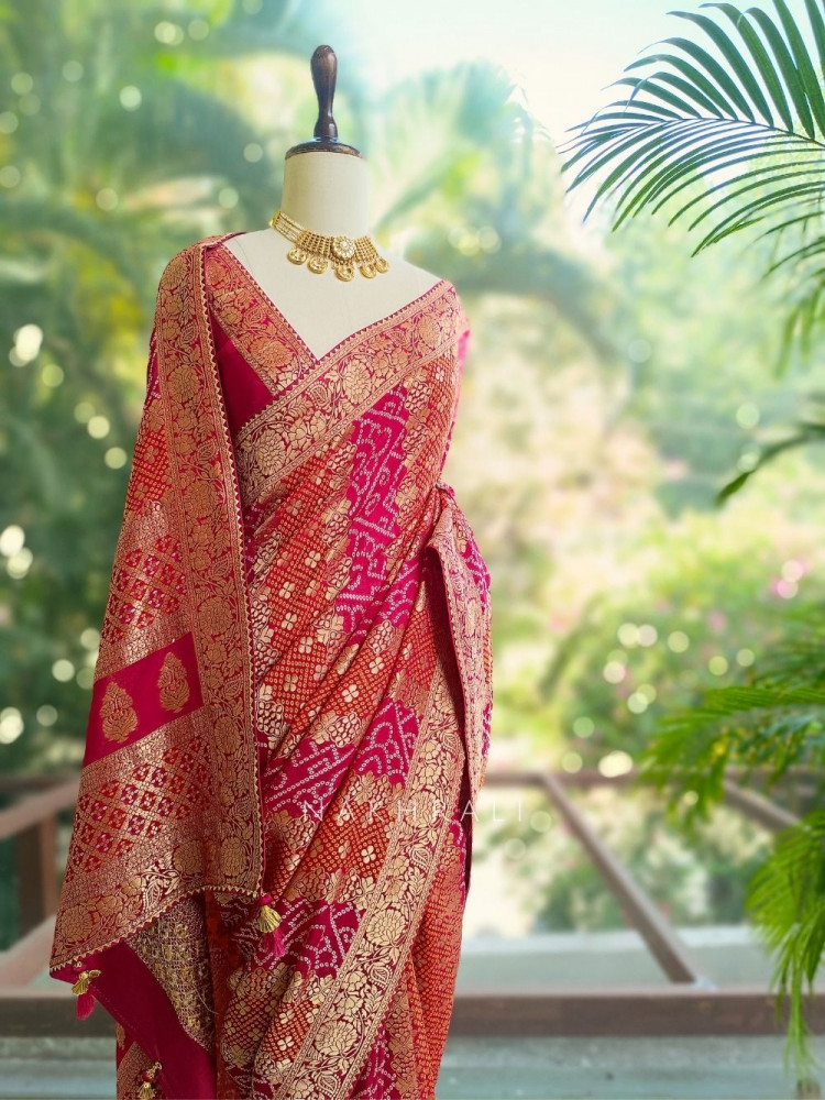 Image of Morbagh Magenta Saree with Bandhani Print and Zari Weaving