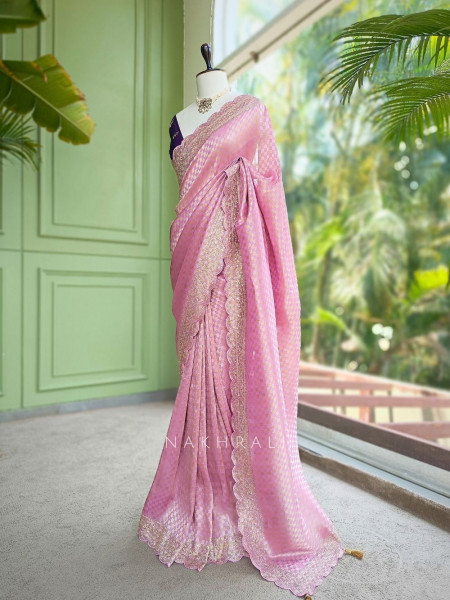 Noor-e-Tarang Purple Checks Weaved Saree with Embroidered Border