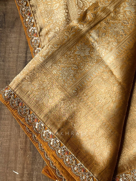 Rivora Mustard Zari Woven Saree with Ornate Border Design