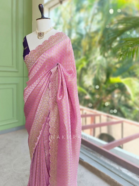 Noor-e-Tarang Purple Checks Weaved Saree with Embroidered Border