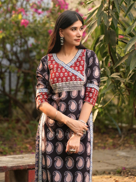 Yasmin Black Cotton Kurta Pant Set with Sequin Work