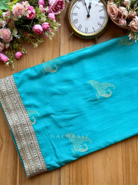 Tavira Rama Saree with Broad Border and Unstitched Blouse Piece