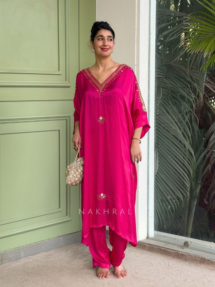 Image of Ritvika Magenta Pant Kurta Set with Mirror and Sequin Work