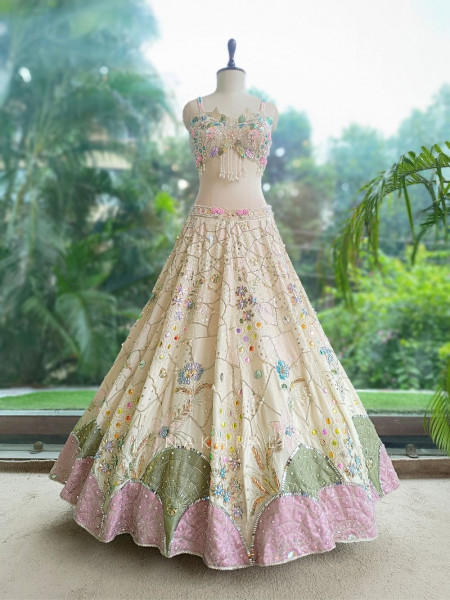 Ishvika Off-white Slub Silk & Tulle Carnival Lehenga Set