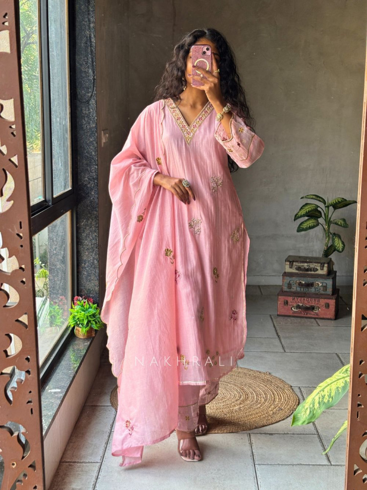 Image of Mrinala Pink Suit Set with Floral Embroidery