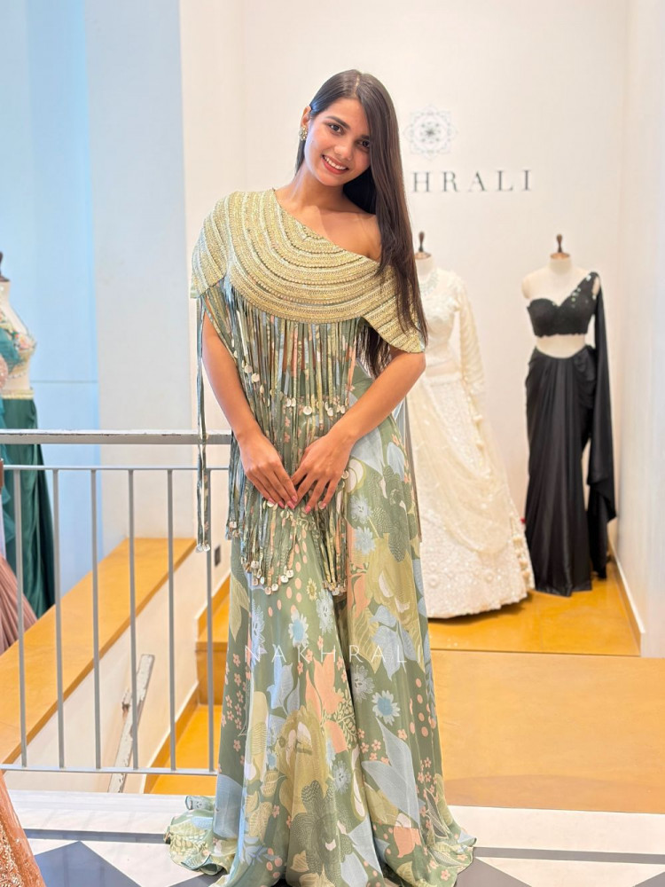 Image of Lahari Green Embellished Crop Top Skirt Set with Cape