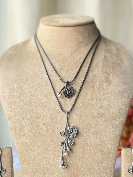 Tulip nest Pendant Set